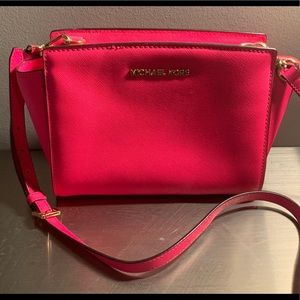 Michael Kors hot pink purse